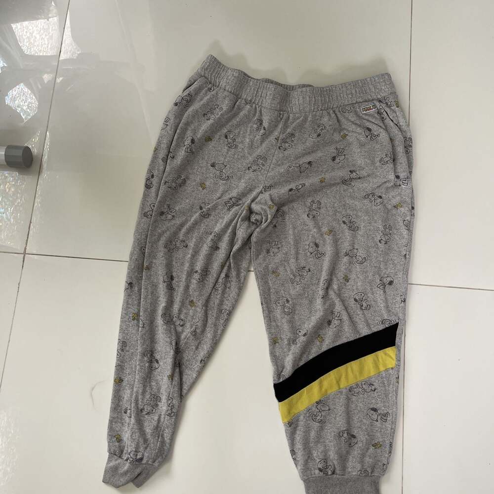 Peanuts Snoopy Gray Jogger Sweatpants with Yellow & Black Stripe, Women's